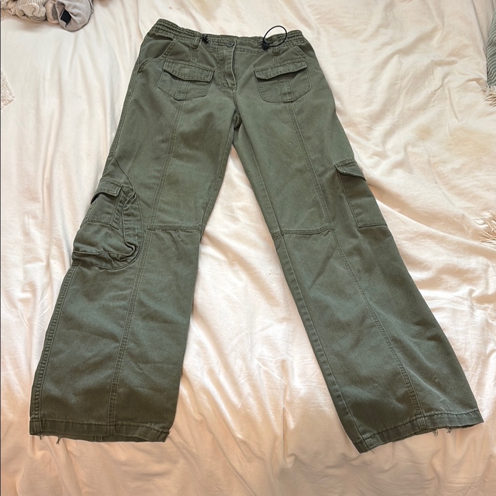 Brandy cargo pants (army green)